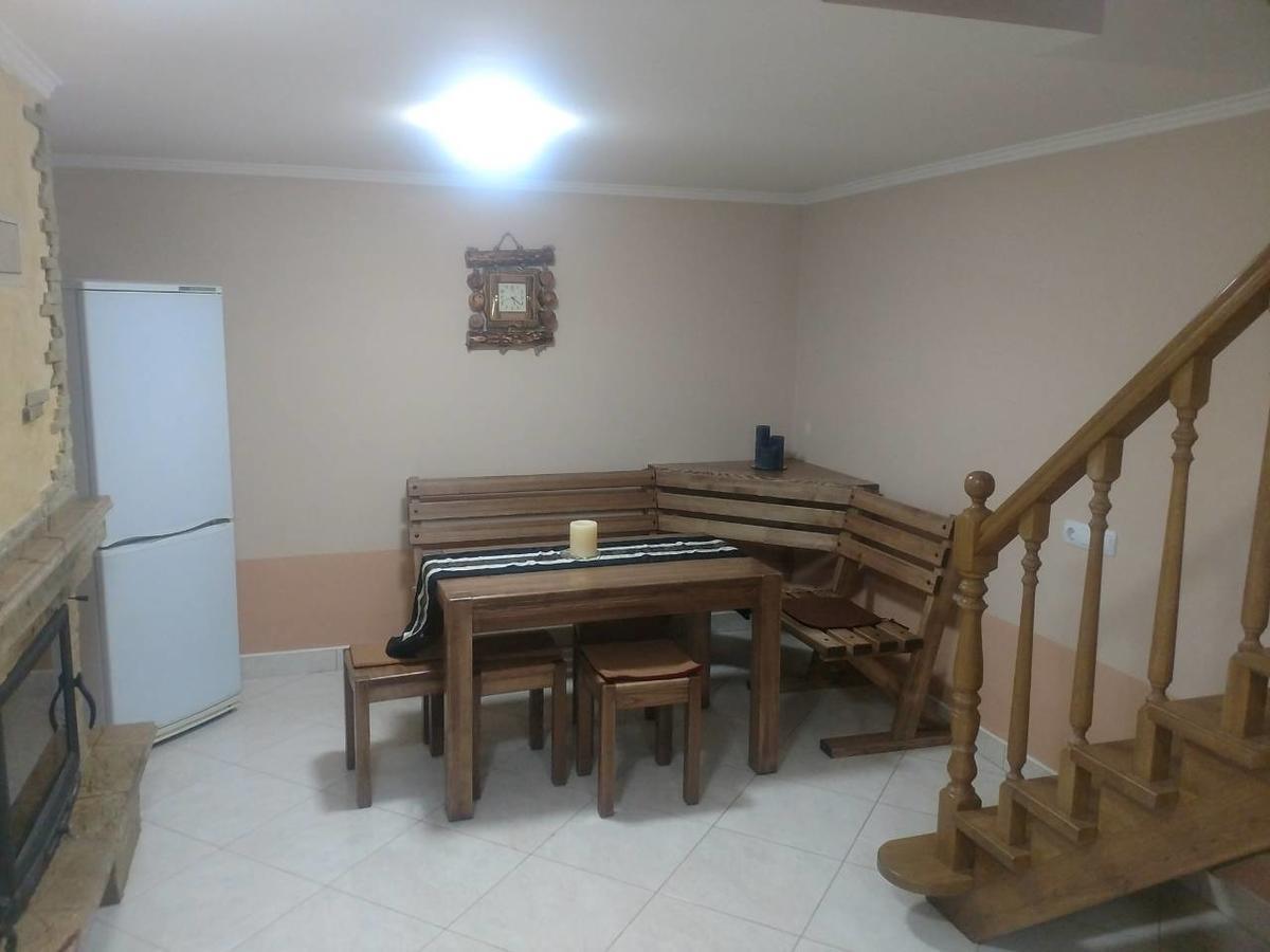Садиба "У Юлії" Svaleava Exterior foto