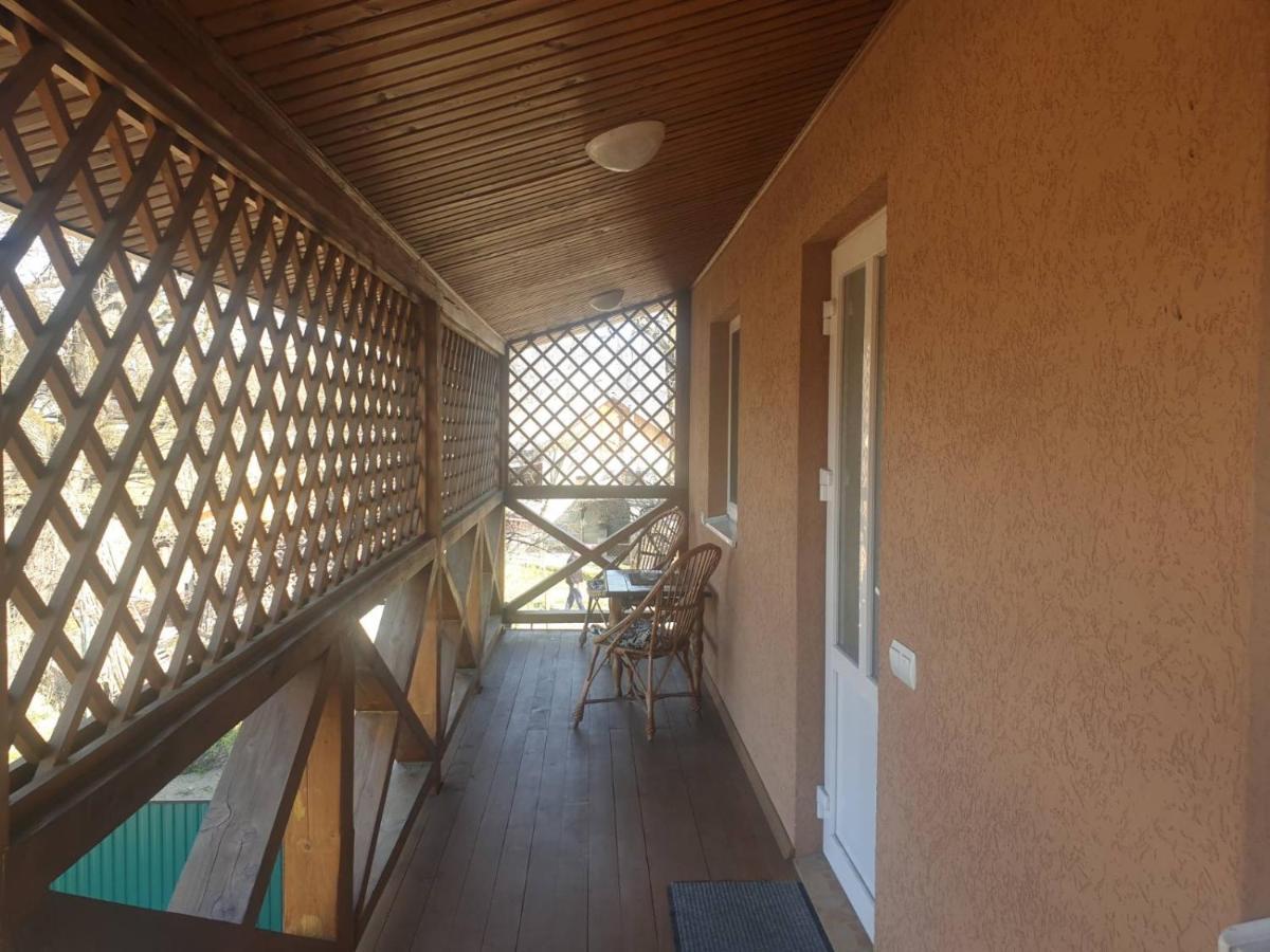 Садиба "У Юлії" Svaleava Exterior foto